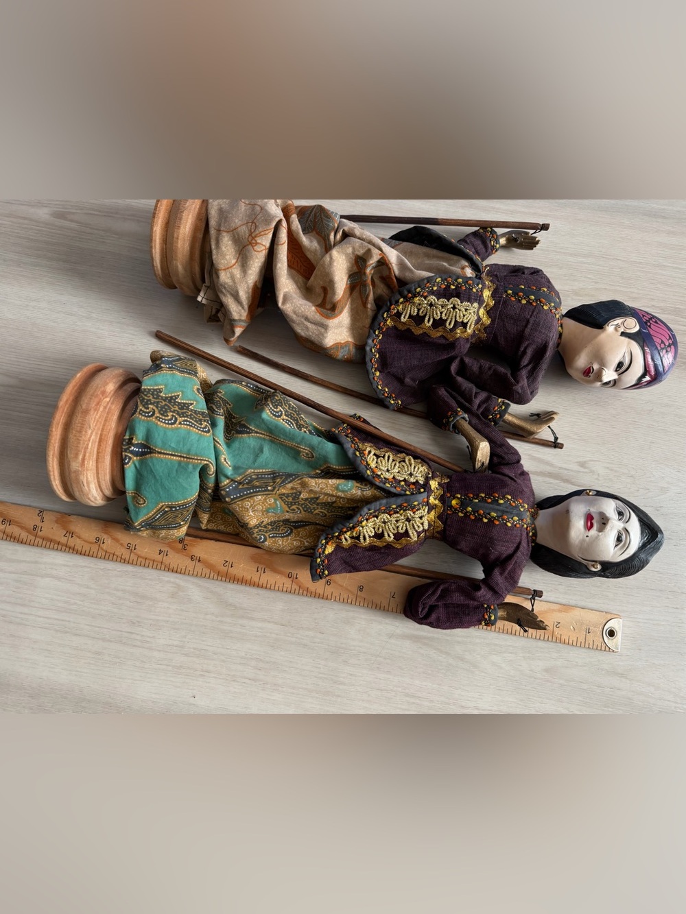 2 Vintage Asian Indonesian Pair Couple Marionette Rod Puppet Dolls - Picture 13 of 13